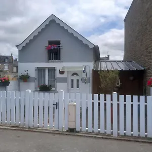  Сasa de vacaciones Gite The Georgette House Francia